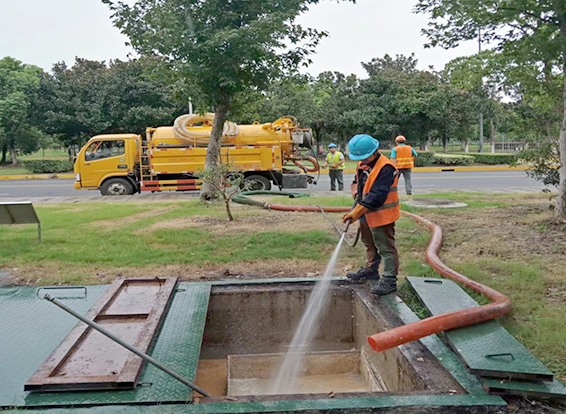龙文化油池清理